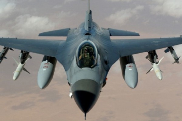 ნატო-ს გამანადგურებელი F-16 შეეცადა რუსეთის თავდაცვის მინისტრის თვითმფრინავს მიახლოებოდა