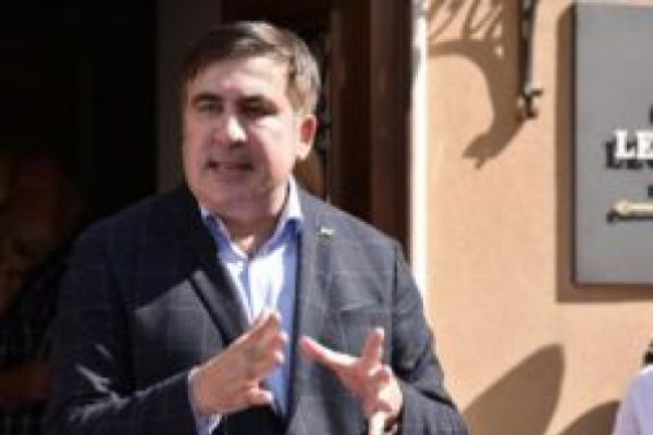 ლვოვში, სასტუმროში, სადაც მიხეილ სააკაშვილი გაჩერდა, მესაზღვრეები და პოლიციელები მივიდნენ