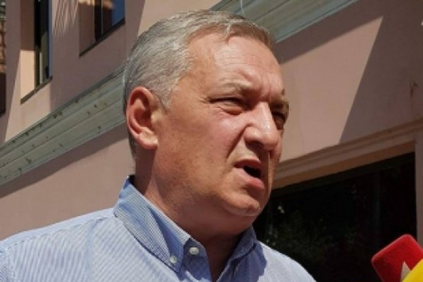 პრეზიდენტი ყველანაირი თვალსაზრისით გასცდა როგორც კონსტიტუციურ, ისე ადამიანურ ფორმატს