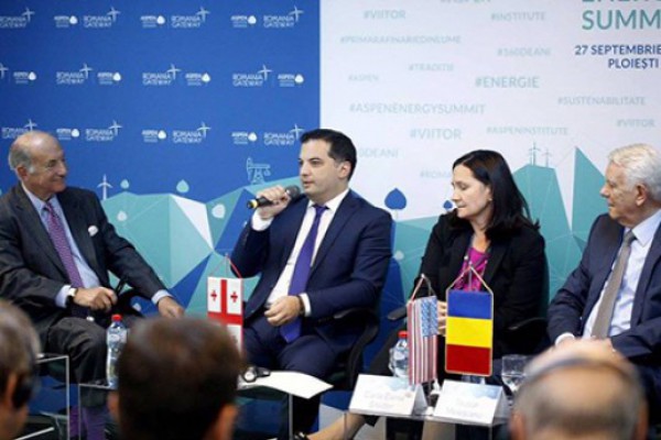 ილია ელოშვილი რუმინეთში ენერგეტიკულ სამიტში მონაწილეობს