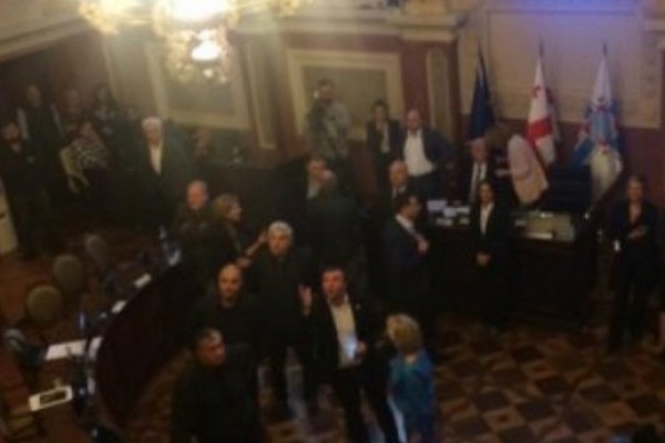 „ნაციონალური მოძრაობა“ და „ევროპული საქართველო“ საკრებულოს სხდომის გადადებას ითხოვენ