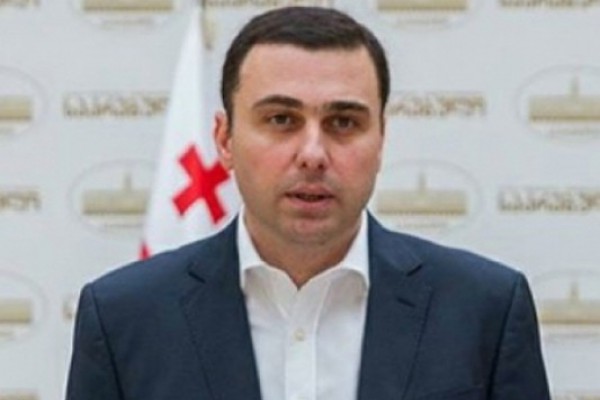 დებოშისა და დესტრუქციის საშუალება არავის მიეცემა, არც პარლამენტის წევრს და არც მოქალაქეს