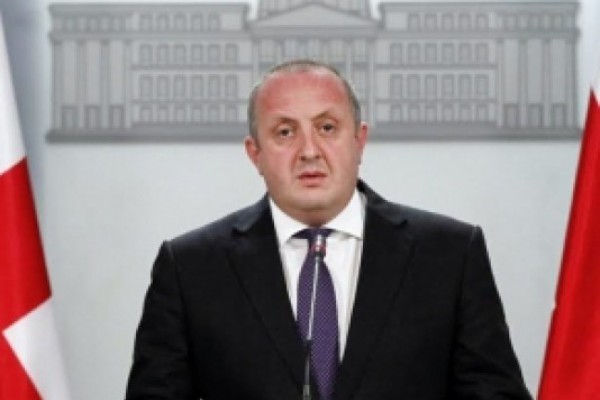 პრეზიდენტმა კონსტიტუციაში განხორციელებულ ცვლილებებს ხელი მოაწერა