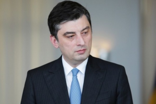 მსგავს მერყეობას სტაბილურობა და ლარის კურსის გამყარება მოყვება