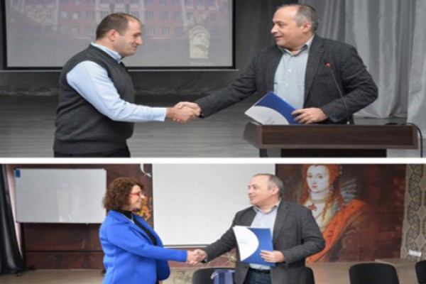 გიორგი მაჩაბელმა მენტორის სტატუსის დამადასტურებელი სერტიფიკატები კიდევ ორ მასწავლებელს გადასცა