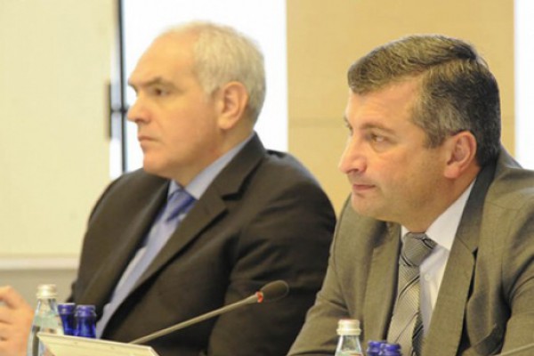 არაოფიციალური ინფორმაციით, გიორგი მღებრიშვილი და ალექსანდრე ჯეჯელავა მინისტრთა კაბინეტს ტოვებენ