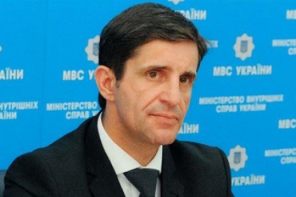 სააკაშვილი დაკავებულია 256-ე მუხლის საფუძველზე, რაც ორგანიზებული დანაშაულებრივი დაჯგუფებისთვის ხელშეწყობას გულისხმობს
