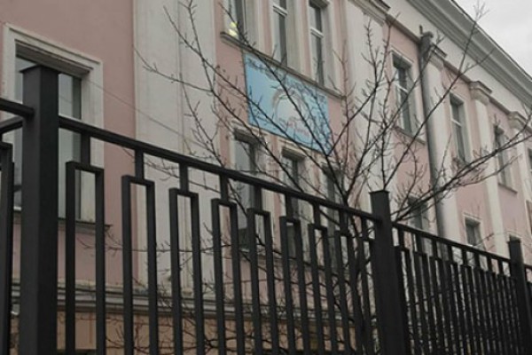 თვითმხილველების ინფორმაციით, ნაძალადევში მოსწავლეებს შორის ჩხუბის დროს, შემთხვევის ადგილზე დაახლოებით 40-მდე მოზარდი იმყოფებოდა