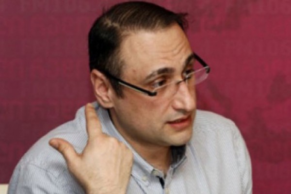 თუ ასეთი მართალი იყო ზურა ბაქრაძე, მანამდე დამჯდარიყო საბრალდებო სკამზე ჩვენთან ერთად, კი არ გაქცეულიყო