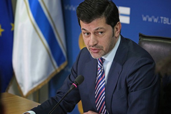 დედაქალაქის მერმა მოადგილეებს დაავალა, იმ ბაღების რეაბილიტაცია დროულად განხორციელდეს, სადაც სააღმზრდელო პროცესი შეჩერებულია