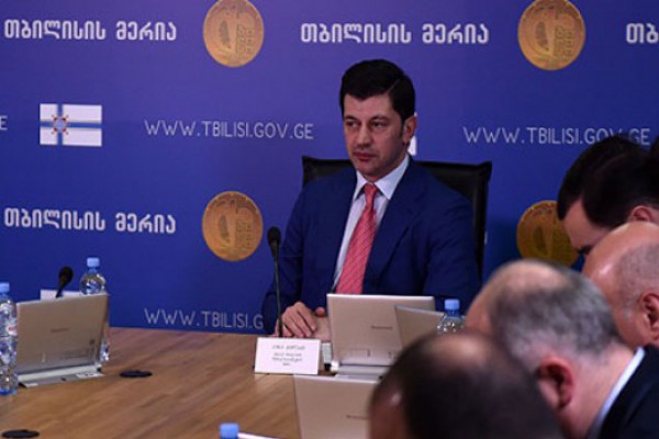 წყნეთის გზატკეცილზე მცხოვრებ 38 ოჯახს საცხოვრებელი ფართები საკუთრებაში გადაეცემა