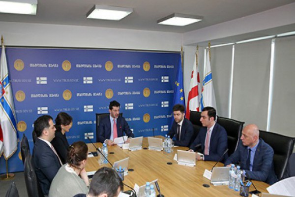 ქვეითთა დამატებითი გადასასვლელების მოსაწყობად, შესაბამისი ინფრასტრუქტურული სამუშაოები განხორციელდება