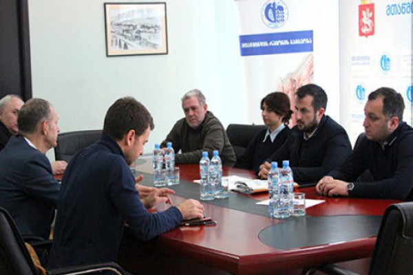 ვილნიუსის საკრებულოს გადაწყვეტილებით, მთაწმინდის გამგეობას ვილნიუსის ბაღის რეაბილიტაციის პროექტი საჩუქრად გადაეცა