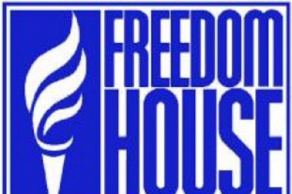 Freedom House გარდამავალ ეტაპზე მყოფ სახელმწიფოებთან დაკავშირებით ანგარიშს აქვეყნებს, რომელშიც საქართველოზეცაა საუბარი