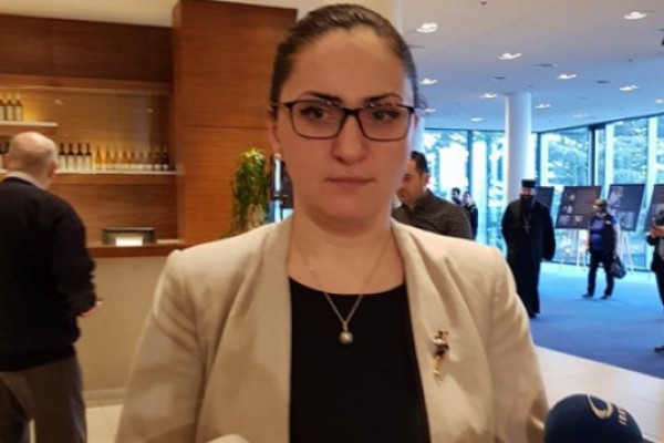 გედევან ფოფხაძე არის ცილისმწამებელი კაცი, ჭორაობასა და ცილისწამებას ურჩევნია საქმე აკეთოს, რაშიც ის ხელფასს იღებს