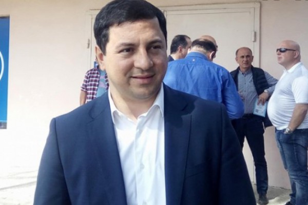 რამდენიმე მოქალაქემ მოგვმართა, რომ გიგი უგულავას სახე აღარ აქვს მთავარ ბანერზე, ძალიან სამწუხაროა, თუმცა არჩევნების საბოლოო შედეგზე ეს გავლენას ვერ მოახდენს