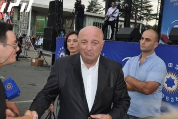 თემურ ჭკუასელი: “ქართული ოცნების“ პოლიტსაბჭო 13-დან 15-მდე ადამიანით დაკომპლექტდება