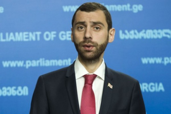 პარლამენტში პრეზიდენტის გამოსვლა შეეხება ქვეყნის საშინაო და საგარეო პოლიტიკის აქტიალურ საკითხებს