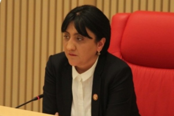 ბოლშევიკები ხართ თქვენი აზროვნებით - ეს მოგწონთ, რაც ახლა ხდება, როცა საკუთარ თავს უსმენთ?!