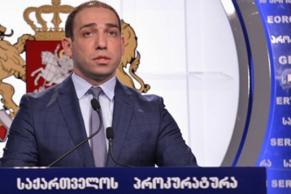 არც თანამდებობა მიღირს თქვენი შვილის სიცოცხლედ და არც არაფერი სხვა