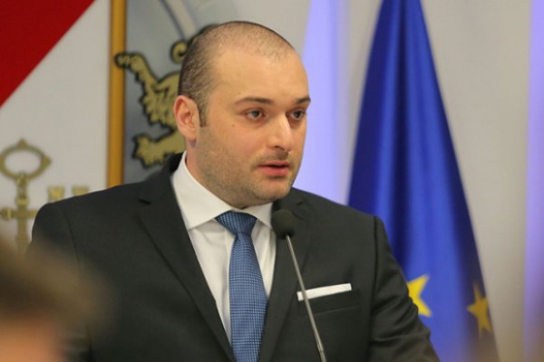 ჩვენ გვჭირდება მცირე ზომის მთავრობა, რომელიც რა თქმა უნდა, გულისხმობს გარკვეული უწყებების გაერთიანებას
