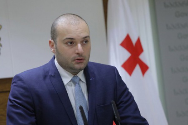 მამუკა ბახტაძის განცხადებით, პრემიერის გადადგომის შესახებ გადაწყვეტილებებს იღებს გუნდი და არა ბიძინა ივანიშვილი