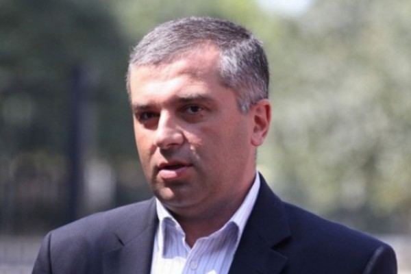დროებითი მთავრობა შინაარსით, პასუხებით და კომპეტენციითაც სრულიად დროებითი აღმოჩნდა