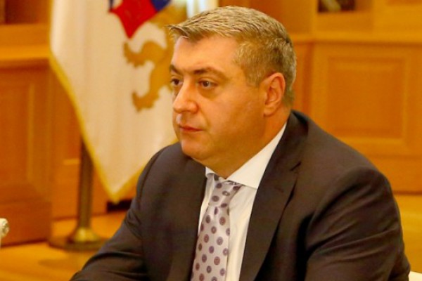 გაერთიანების შემთხვევაში უნდა დაფასდეს თითოეული ის ადამიანი, დაწყებული რიგითი თანამშრომლიდან, დამთავრებული მინისტრის მოადგილით, რომლებმაც უდიდესი შრომა ჩადეს ამ სისტემის რეფორმირებაში