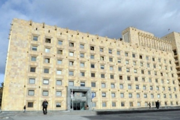 მთავრობა იუსტიციის, შს და საგარეო უწყებებს „ოთხოზორია-ტატუნაშვილის სიაში“ შეყვანილი პირებისთვის ყველა შესაძლო შეზღუდვის დაწესებას ავალებს