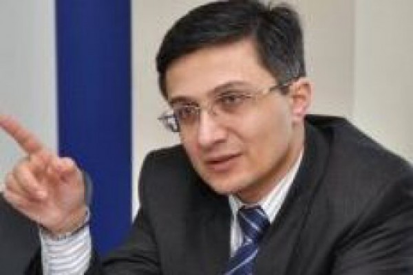 მთავარი პროკურორობის მსურველთა სიაში ირაკლი ნადარეიშვილის და შალვა თადუმაძის ჩასმით ნათელი ხდება მმართველი გუნდის თამაშები