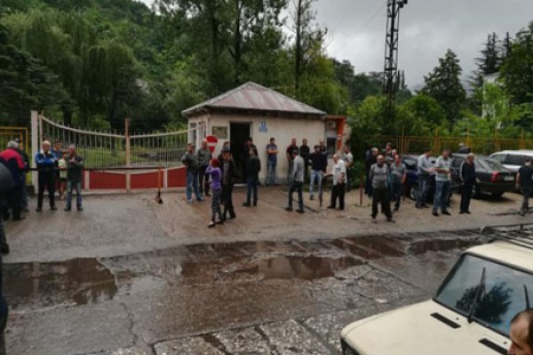 ჯანდაცვის სამინისტროს შრომის ინსპექტორთა ჯგუფი ტყიბულში გაემგზავრა