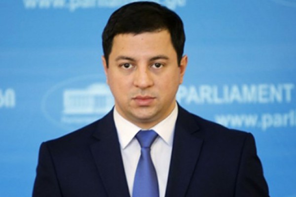 უნდა შეიქმნას საბინაო ფონდი, რომელიც ადამიანებს საცხოვრისით დაეხმარება