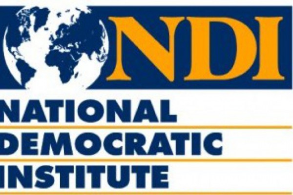 NDI - ხვალ რომ საპრეზიდენტო არჩევნები იყოს, გამოკითხულთა 12% აცხადებს, რომ „ქართული ოცნების“ კანდიდატს დაუჭერდა მხარს, 10% - „ნაციონალური მოძრაობის“, 6% -6% გიორგი მარგველაშვილს და დავით ბაქრ
