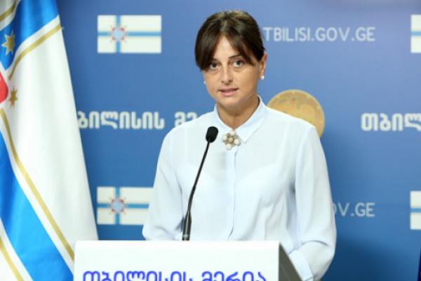 ტაქსებზე ნებართვის გაცემა დაიწყო