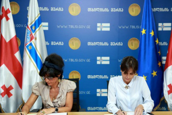 ნარჩენების სეპარაციის სისტემის დანერგვისა და მოსახლეობის ცნობიერების ამაღლების მიზნით მერიასა და არასამთავრობო ორგანიზაციებს შორის ურთიერთთანამშრომლობის მემორანდუმი გაფორმდა