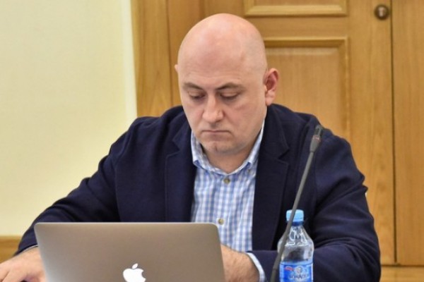 დიმიტრი ცქიტიშვილი გიორგი გახარიას და ირაკლი შოთაძეს- საგამოძიებო კომისიამ ორ თვე ნახევარში დაადგინა ისეთი გარემოება, რომელიც მერვე თვეს დაადგინა გამოძიებამ