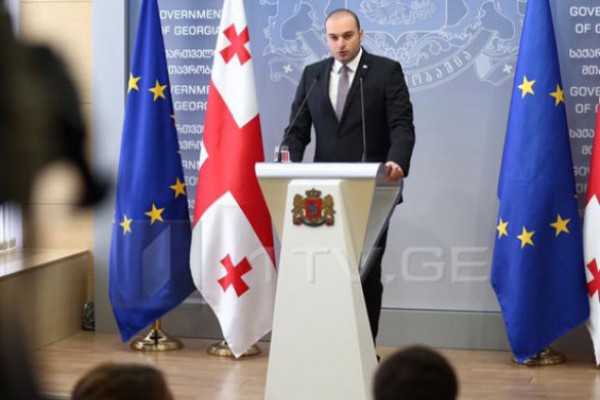 მერკელს აქვს კარგი იუმორის გრძნობა, წითელ ხალიჩაზე მკითხა და თავადვე უპასუხა