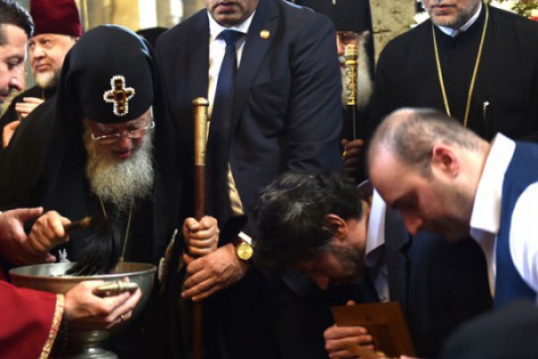 კახა კალაძე სვეტიცხოველში საზეიმო წირვას დაესწრო