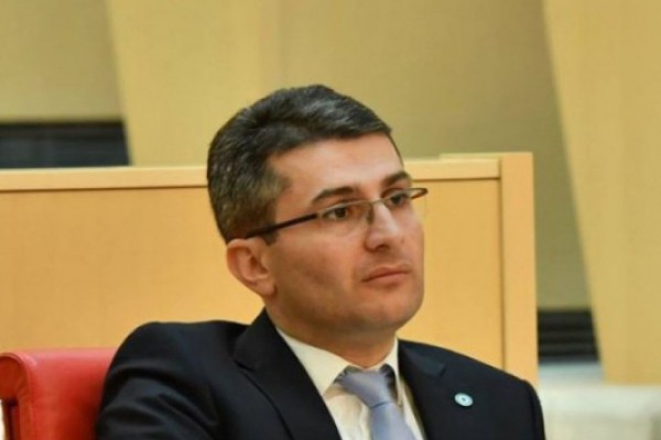 მამუკა მდინარაძე: ძალიან მაღალი ალბათობით საქმე გვაქვს ორმაგ შანტაჟთან