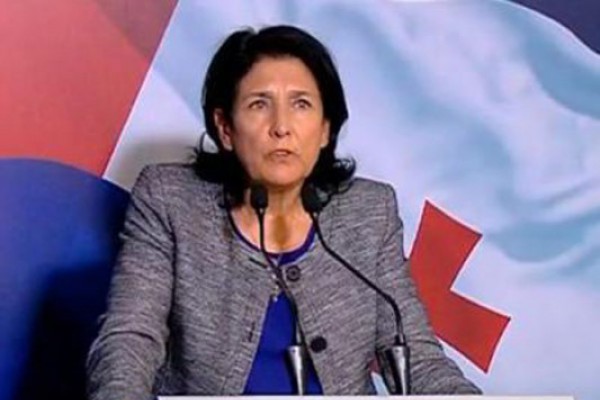 სალომე ზურაბიშვილის შეხვედრა ქალ ელჩებთან