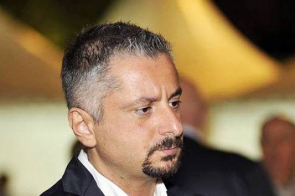 “ჯადო ჩემ ხელშია მოღალატე ზურაბიშვილის სამარცხვინო წიგნი, რუსების მიერ ჩვენ წინააღმდეგ მტკიცებულებად წარდგენილი ჰააგის ტრიბუნალში”