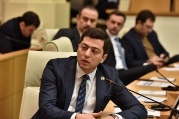 ჩვენი ოპონენტებისთის სამწუხაროდ ბიძინა ივანიშვილს აქვს უნარი ტყუილით ნაგები ხუხულა ერთი გამოჩენით დაანგრიოს