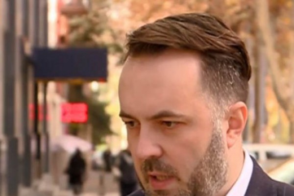 „ნავთობმა $10-ით დაიკლო, ლირა 12%-ით გამყარდა, საქართველოში კი რამაც დაიკლო ეს საარსებო მინიმუმია, არც ლარს ეშველა და არც ბენზინს“