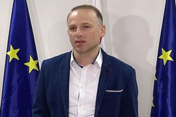 მერაბ მეტრეველი:  