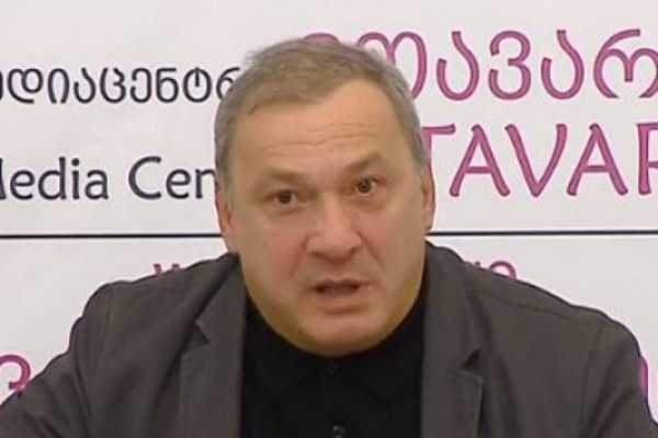 „რა ქნას ამ ერთმა ბიძინამ?... ტომი ხო არ ვართ, ბელადი გვჭირდებოდეს, ან ფარა, რომ მწყემსი გვჭირდებოდეს“ - პაპუაშვილი ზურაბიშვილის დამარცხებაზე