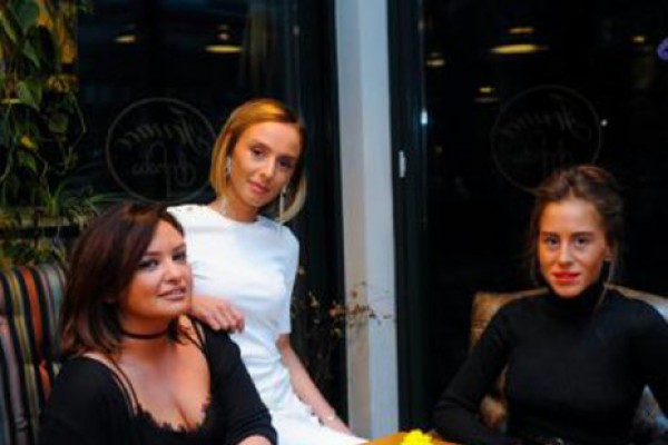 “ერთ სიფრიფანა გოგოს ბრბო დაესია”- თიკა ჯამბურია