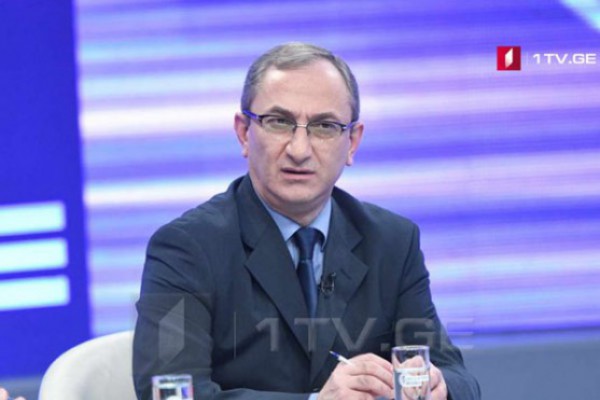 რუსი შკლიაროვი და მისი ჯგუფი, რომლებიც გრიგოლ ვაშაძის შტაბში ისხდნენ, მოსკოვიდან იმისთვის ჩამოიყვანეს, რომ ბინძური პიარკამპანია აეგორებინათ