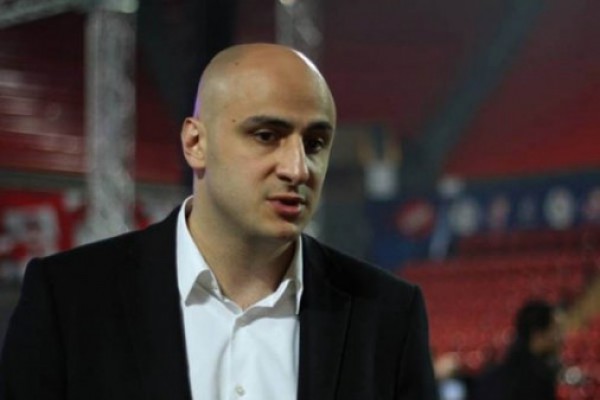 ივანიშვილმა და ფარცხალაძემ ძმაკაცურად ერთმანეთს სთხოვეს, ბოლი გამოვაშვებინოთ საზოგადოების რაღაც ნაწილსო