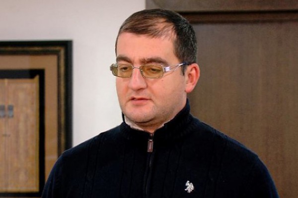 ”ბარემ კოკოითი აგერჩიათ საქართველოს პრეზიდენტად, ქოცებო?”- ცოტნე გამსახურდია