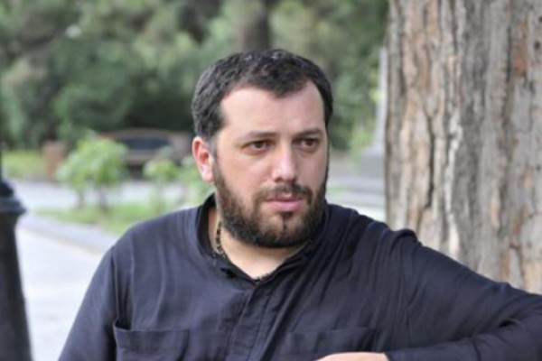 მამა პეტრე: 